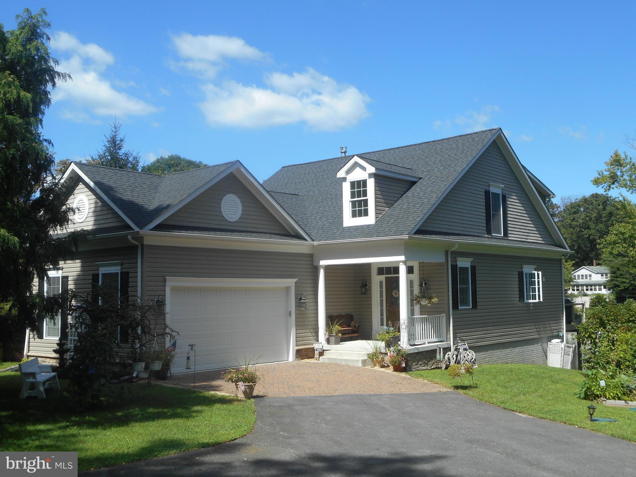 301 Kramer Road Pasadena, MD 21122 - Photo 29 of 30 Exterior (Rear)