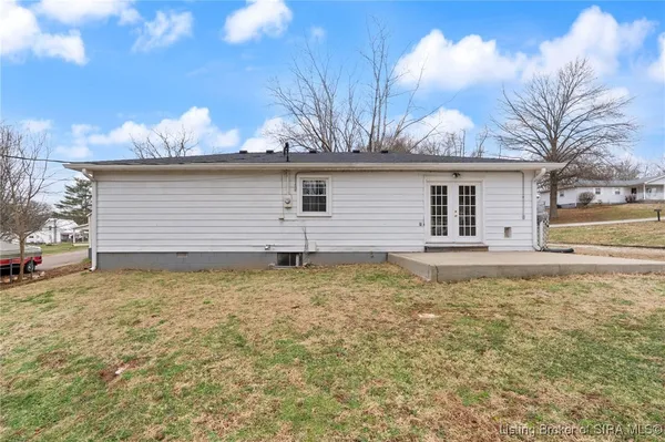 $165,000 | 103 Summers Lane Northwest, Depauw, IN 47115
