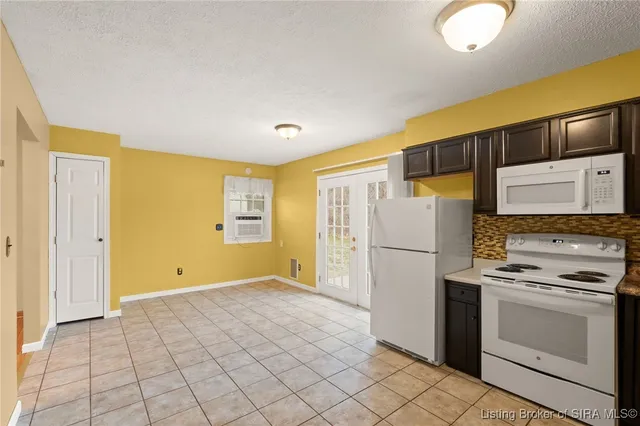 $189,000 | 103 Summers Lane Northwest, Depauw, IN 47115