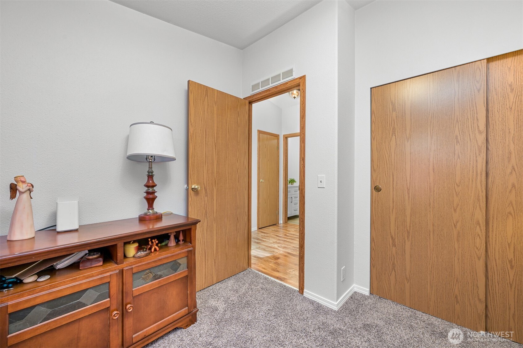 2174 Yew Street Road, Unit 22 Bellingham, WA 98229 - Photo 15 of 36 a view of room with furniture and wooden floor