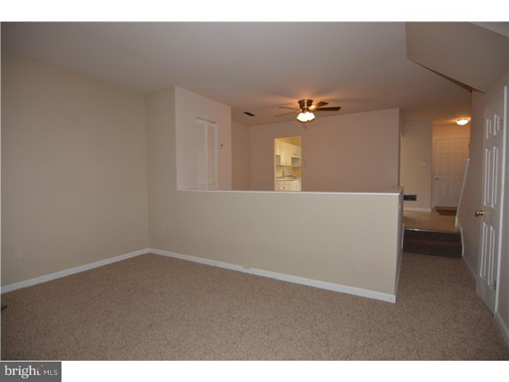 1044 Fox Run Reading, PA 19606 - Photo 8 of 18 Gallery Image 8