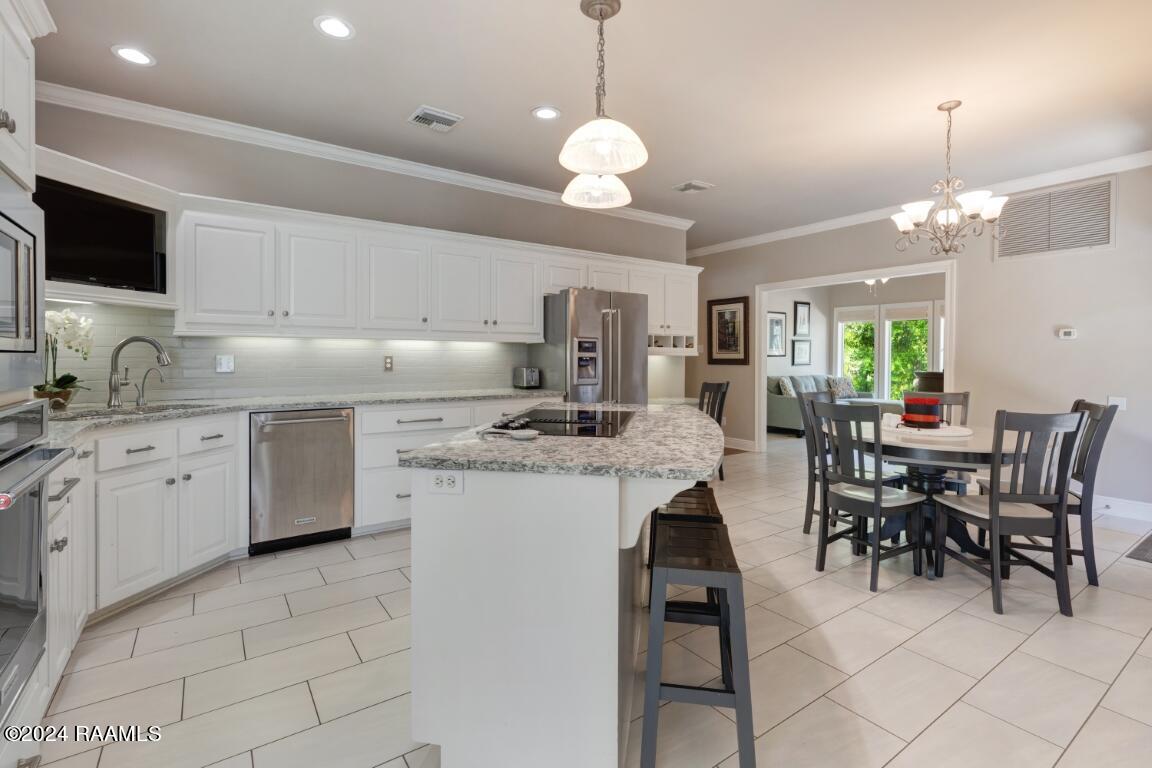 200 Acomb Drive Lafayette, LA 70508 - Photo 13 of 50 200 Acomb-17