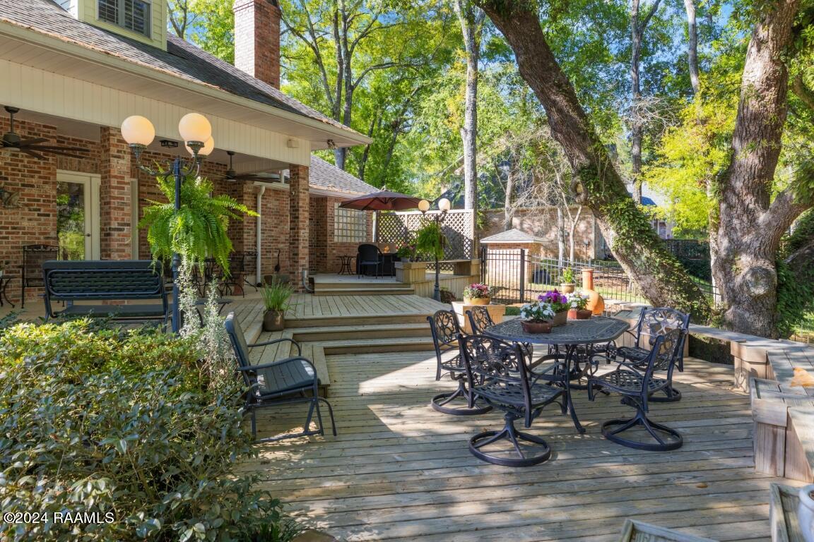 200 Acomb Drive Lafayette, LA 70508 - Photo 33 of 50 200 Acomb-38