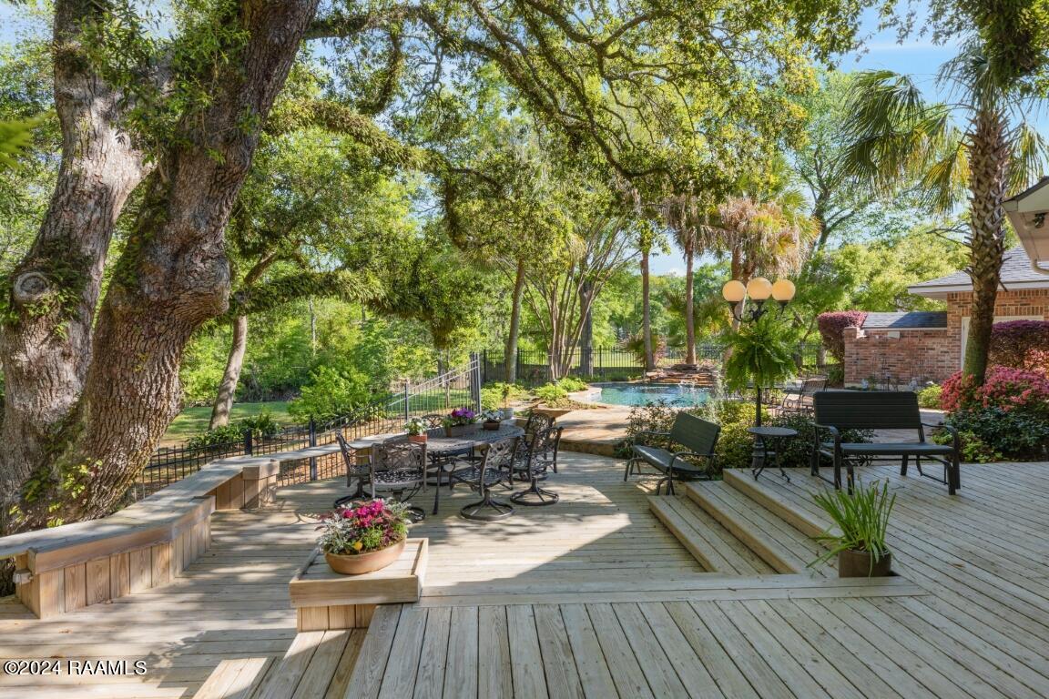 200 Acomb Drive Lafayette, LA 70508 - Photo 35 of 50 200 Acomb-40