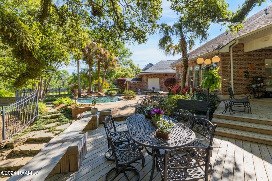 200 Acomb Drive Lafayette, LA 70508 - Photo 36 of 50 200 Acomb-41