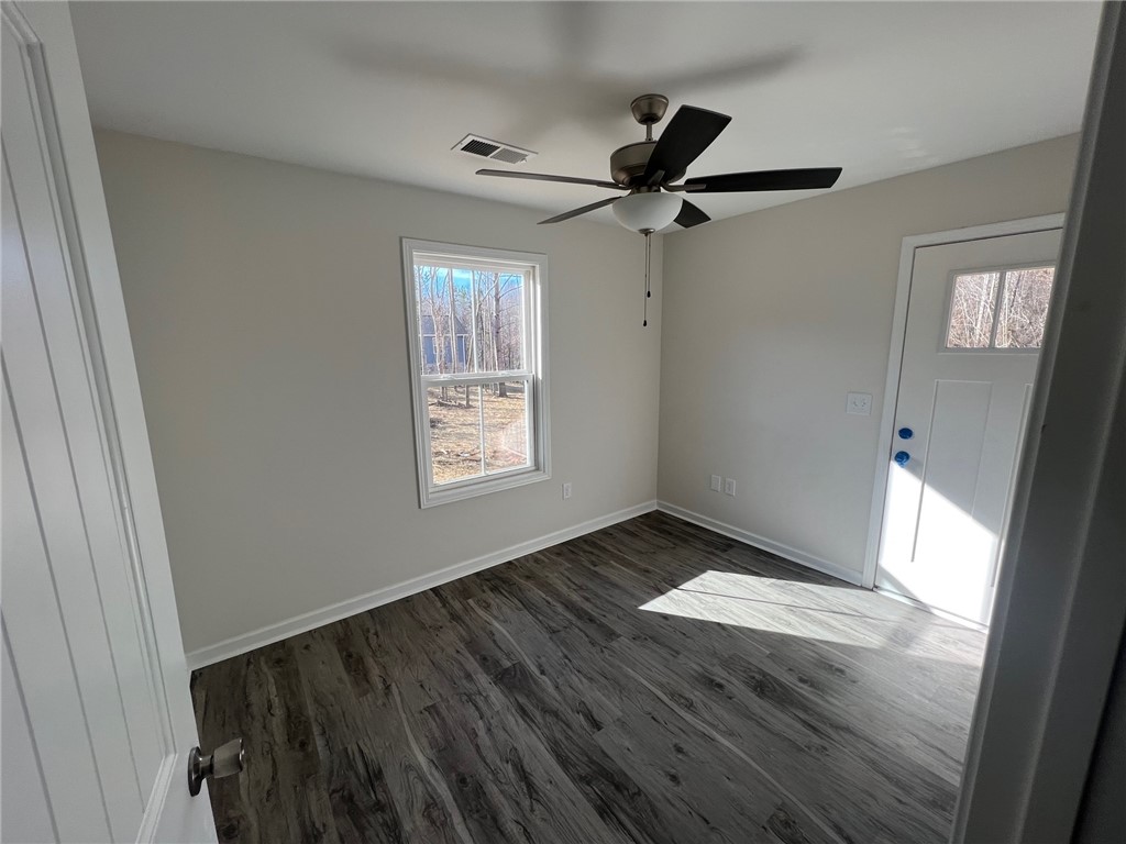 1075 Pickett Post Road Walhalla, SC 29691 - Photo 11 of 14