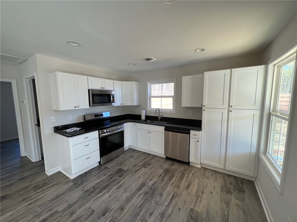 1075 Pickett Post Road Walhalla, SC 29691 - Photo 4 of 14