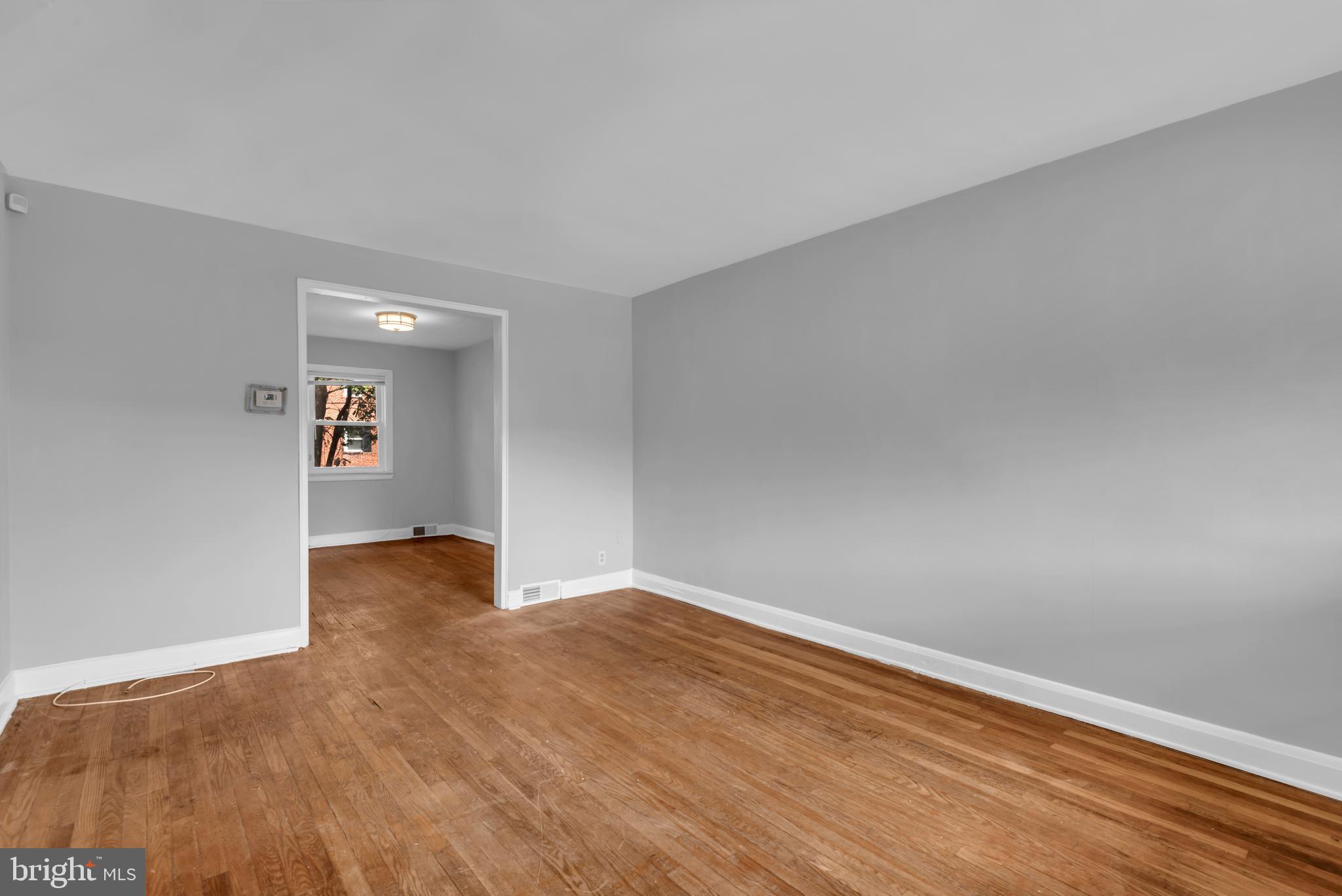 3806 Rokeby Road Baltimore, MD 21229 - Photo 7 of 23