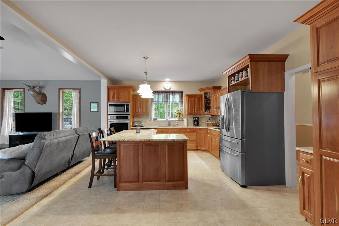 3068 Long Road Green Lane, PA 18054 - Photo 12 of 50 Gallery Image 12