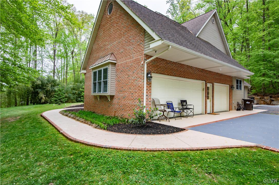 3068 Long Road Green Lane, PA 18054 - Photo 2 of 50 Gallery Image 2