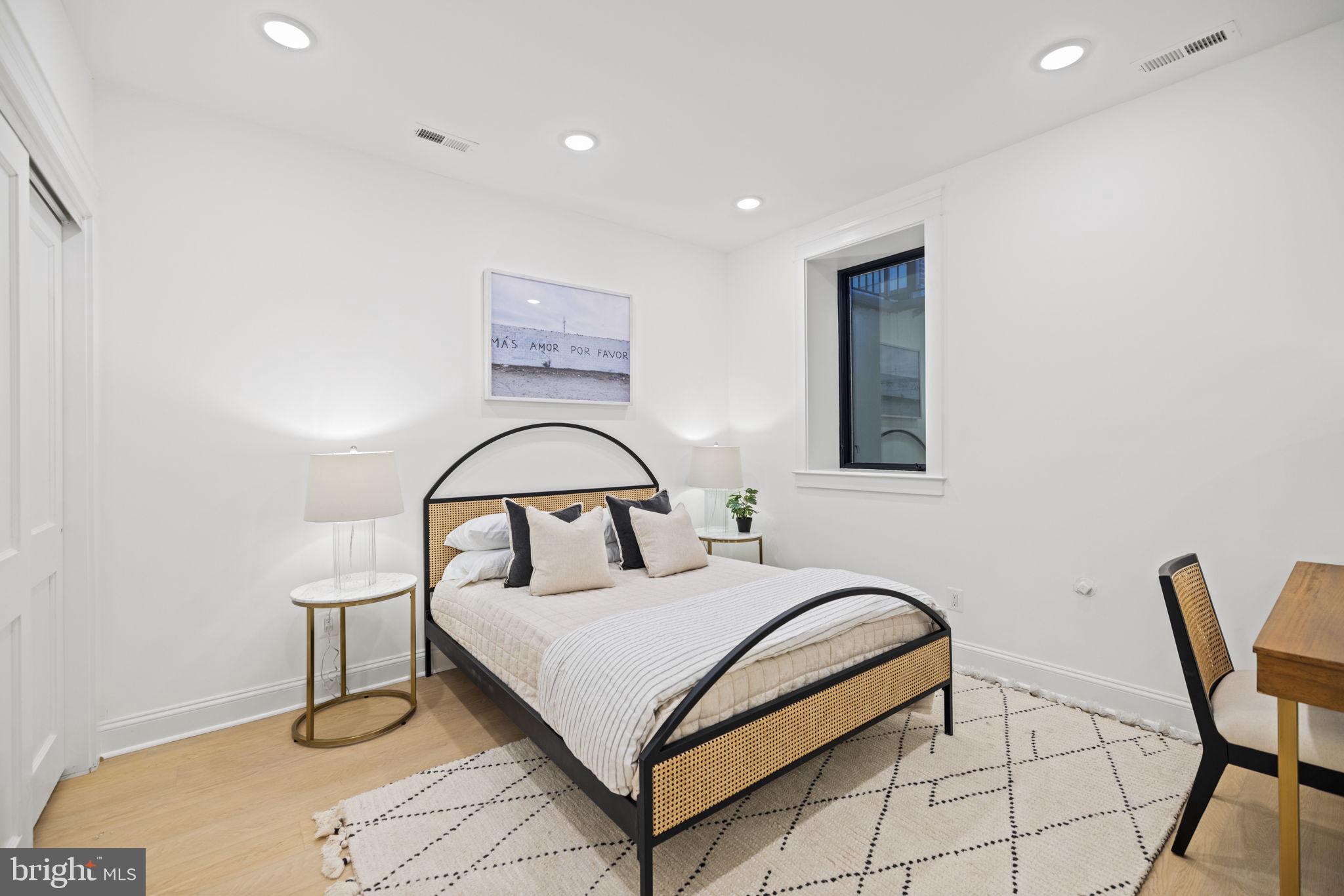 505 Park Road Northwest, Unit A Washington, DC 20010 - Photo 14 of 24 Gallery Image 14