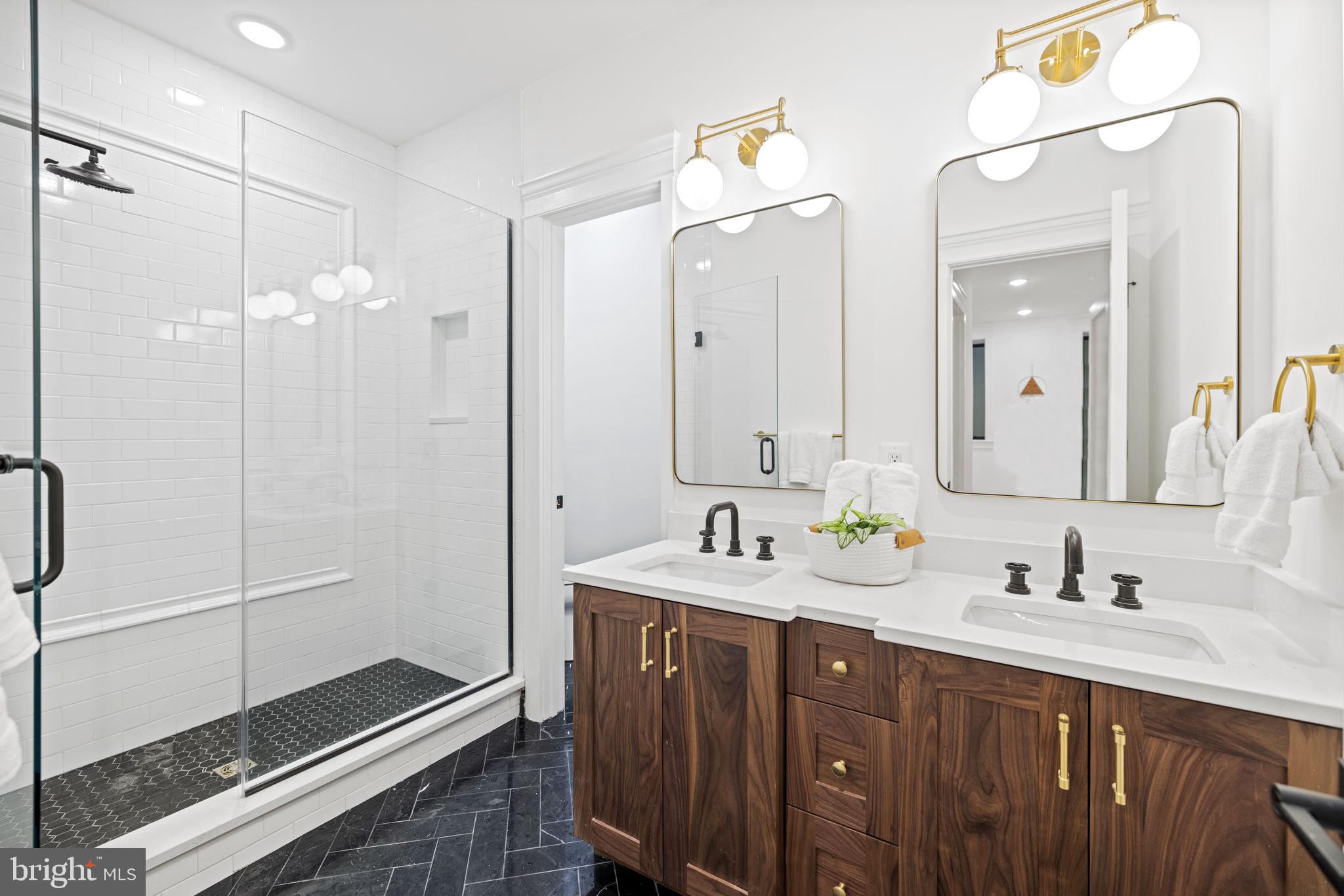 505 Park Road Northwest, Unit A Washington, DC 20010 - Photo 21 of 24 Gallery Image 21