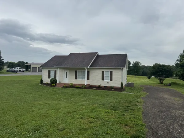 $282,500 | 1087 Mt Vernon Road, Bethpage, TN 37022
