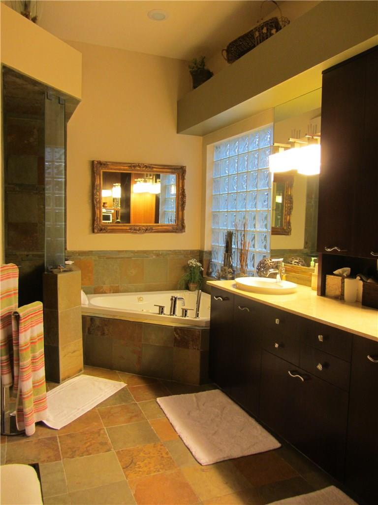 2433 Northwest 64th Street Boca Raton, FL 33496 - Photo 10 of 27 Photo 10
