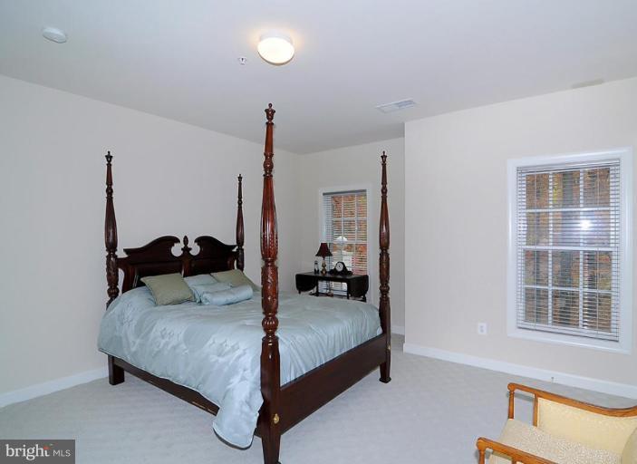 4501 Pinetree Road Rockville, MD 20853 - Photo 21 of 26 Bedroom #1