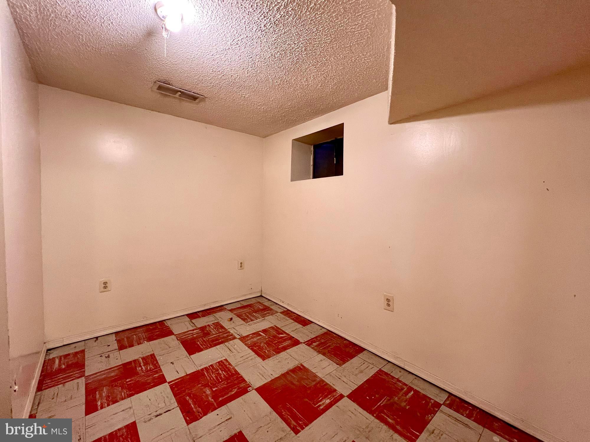 10204 Folk Street Silver Spring, MD 20902 - Photo 23 of 24