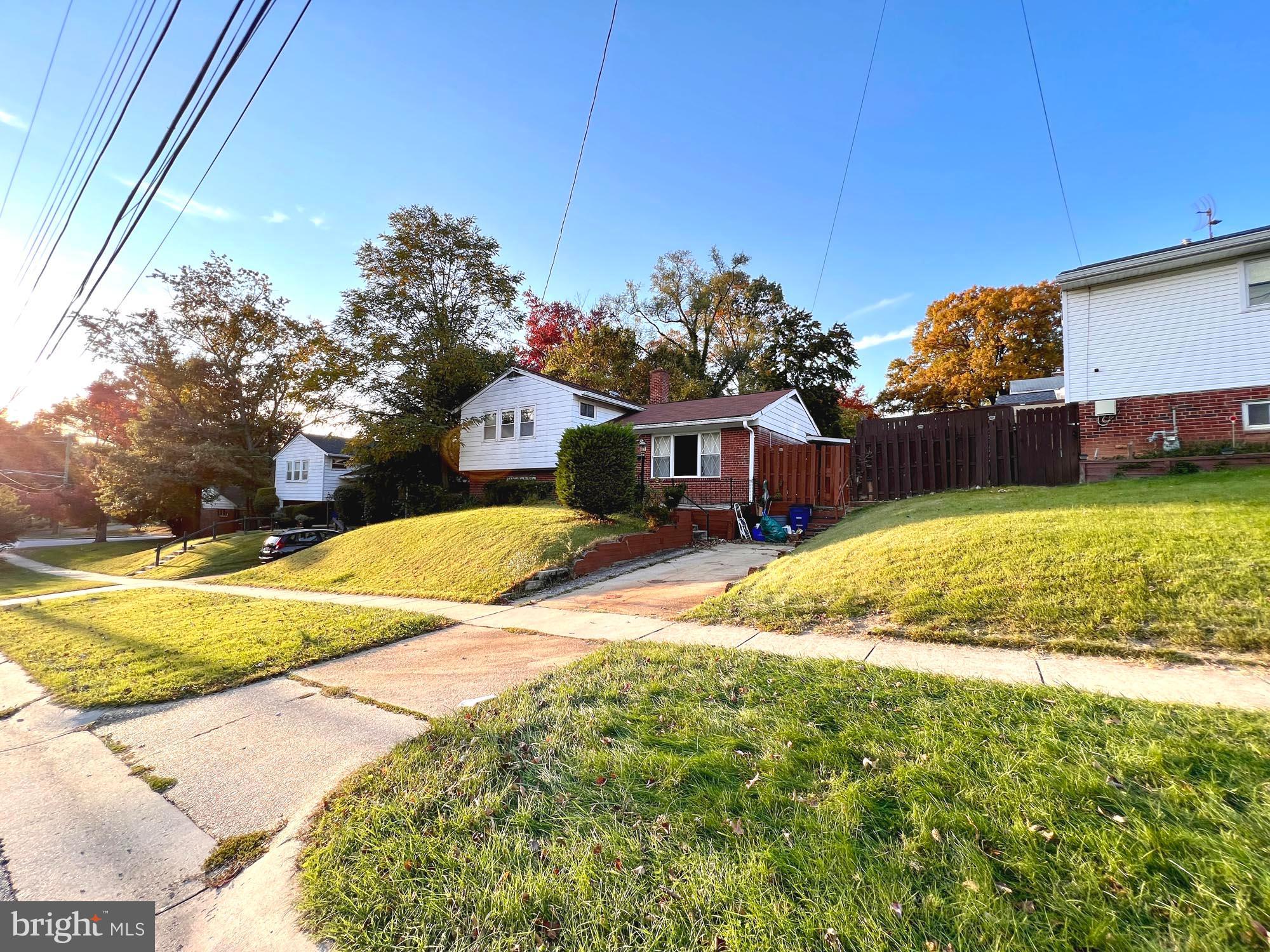10204 Folk Street Silver Spring, MD 20902 - Photo 3 of 24