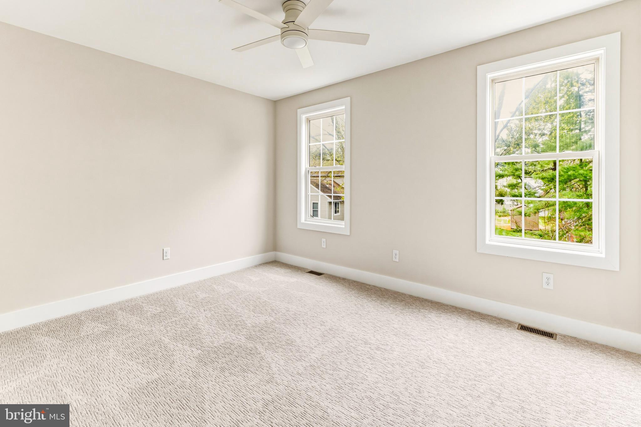 88 Freedom Road Sewell, NJ 08080 - Photo 22 of 30 an empty room with a window