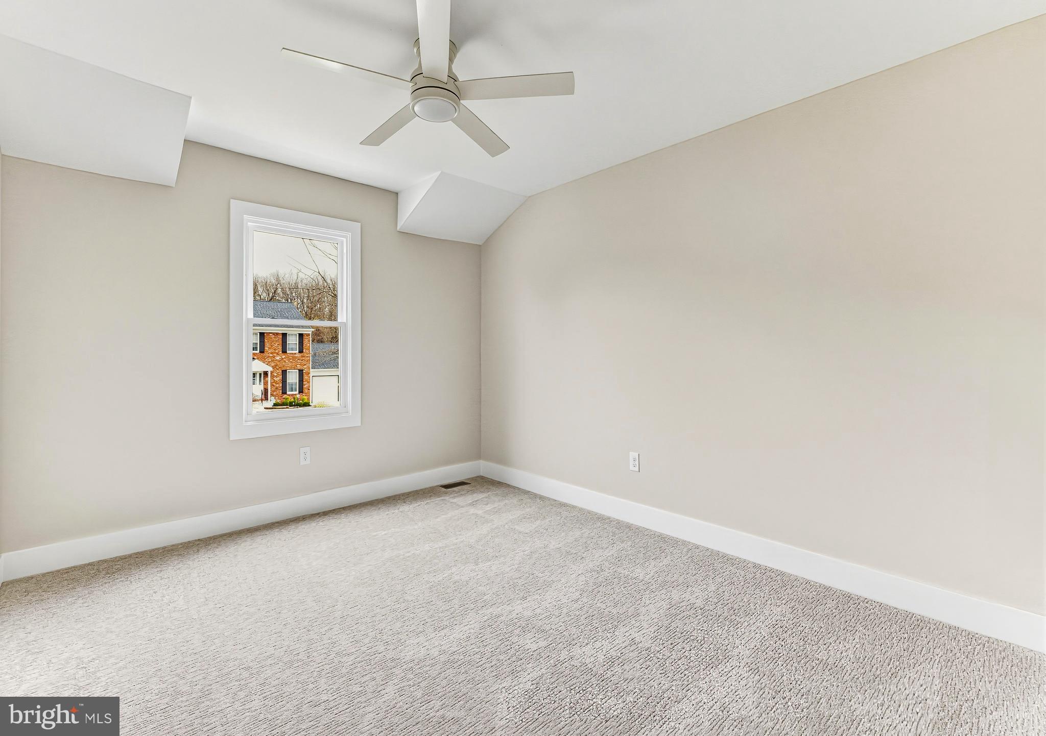 88 Freedom Road Sewell, NJ 08080 - Photo 23 of 30 an empty room with a window