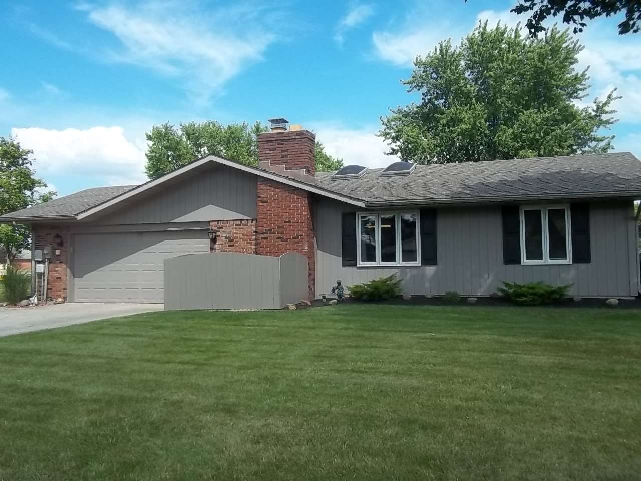 8429 Covington Road Fort Wayne, IN 46804 - Photo 4 of 19
