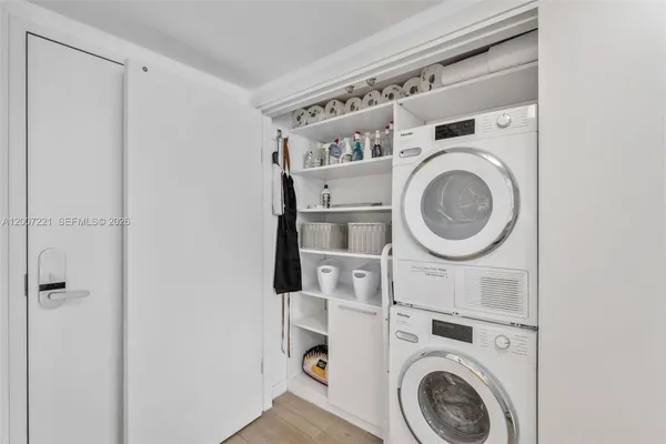 $11,500 | 2301 Collins Avenue, Unit 902, Miami Beach, FL 33139