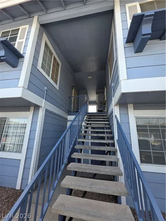 $1,050 | 5795 Medallion Drive, Unit 202, Las Vegas, NV 89122