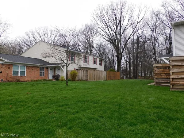 $155,000 | 8027 Independence Drive, Mentor, OH 44060