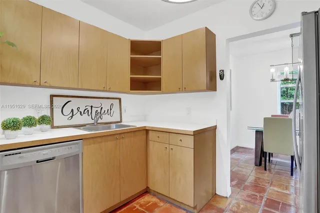 $1,475,000 | 7525 West Treasure Drive, North Bay Village, FL 33141