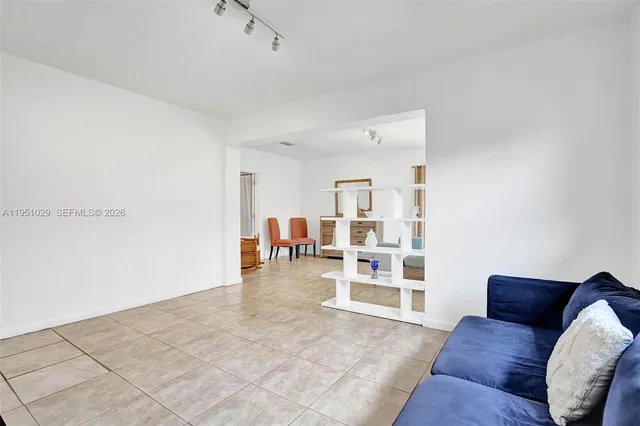 $1,475,000 | 7525 West Treasure Drive, North Bay Village, FL 33141