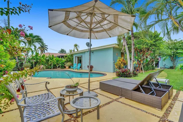 $1,475,000 | 7525 West Treasure Drive, North Bay Village, FL 33141