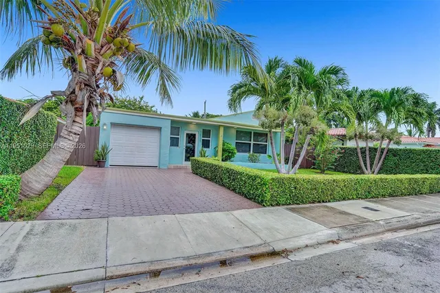 $1,475,000 | 7525 West Treasure Drive, North Bay Village, FL 33141