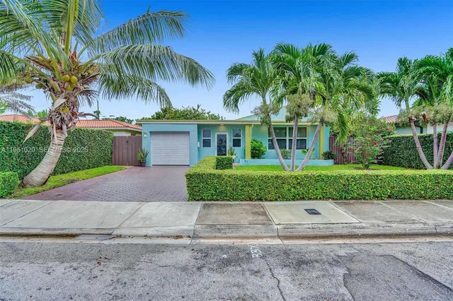 $1,475,000 | 7525 West Treasure Drive, North Bay Village, FL 33141