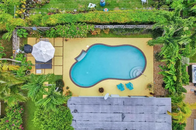 $1,475,000 | 7525 West Treasure Drive, North Bay Village, FL 33141