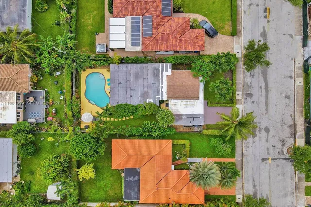 $1,475,000 | 7525 West Treasure Drive, North Bay Village, FL 33141