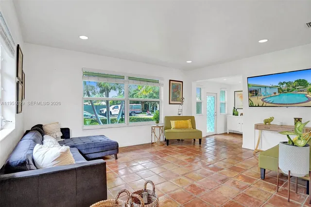 $1,475,000 | 7525 West Treasure Drive, North Bay Village, FL 33141