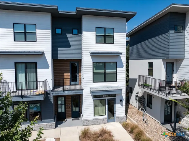 $399,000 | 1208 North Academy Avenue, Unit 2203, New Braunfels, TX 78130