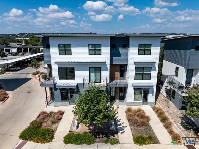 $399,000 | 1208 North Academy Avenue, Unit 2203, New Braunfels, TX 78130