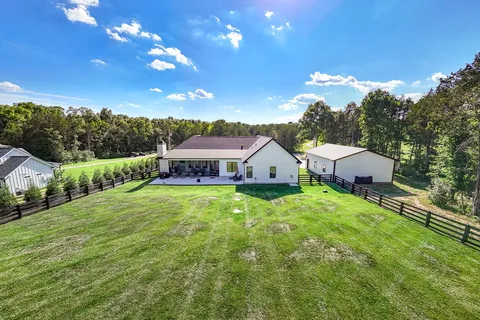 $1,650,000 | 2207 Carpenter Bridge Road, Columbia, TN 38401