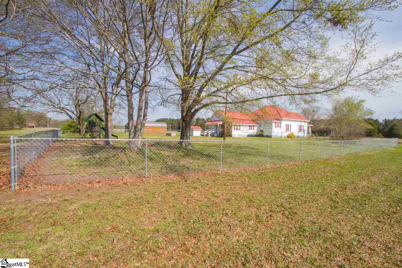 2696 Shady Grove Road Honea Path, SC 29654 - Photo 7 of 33
