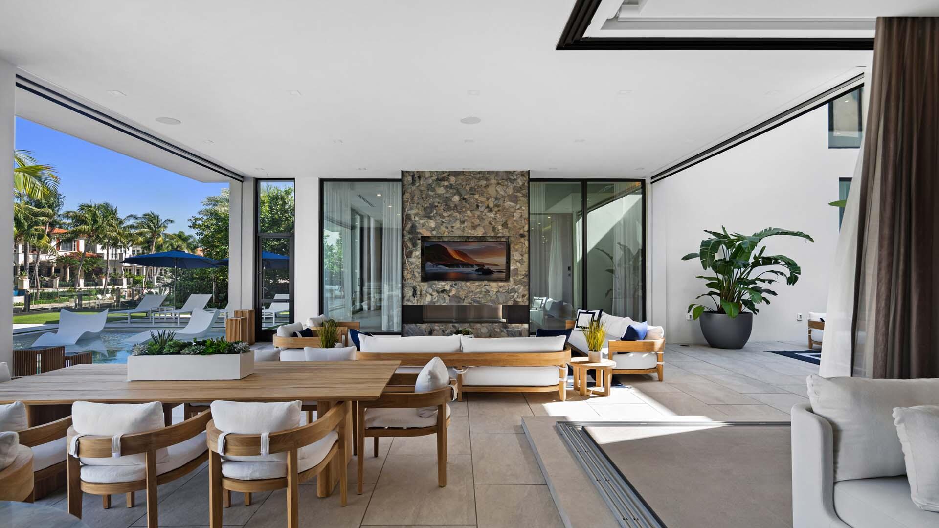 207 Coconut Palm Road Boca Raton, FL 33432 - Photo 49 of 62 207 W Coconut Palm Rd (48)