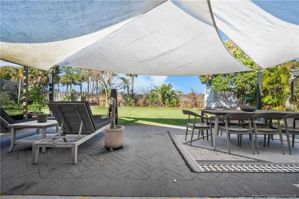 $575,000 | 1092 East Madison Avenue, Stuart, FL 34996