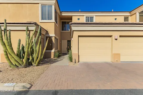 $399,900 | 7887 North 16th Street, Unit 123, Phoenix, AZ 85020