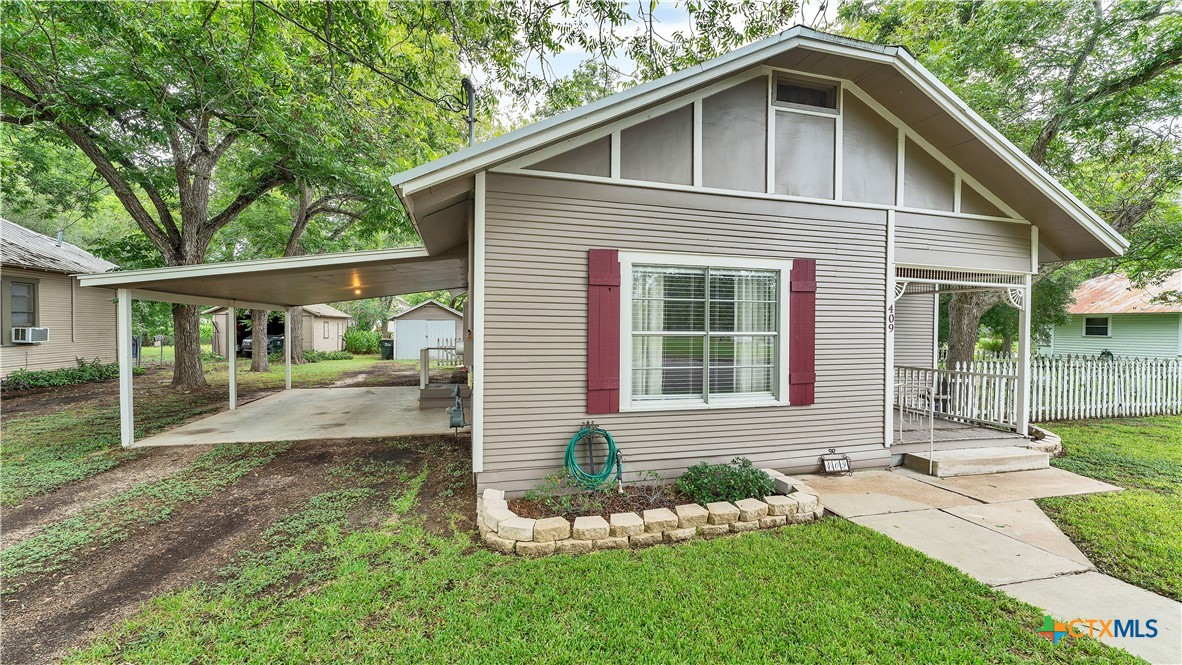 409 Ave G  