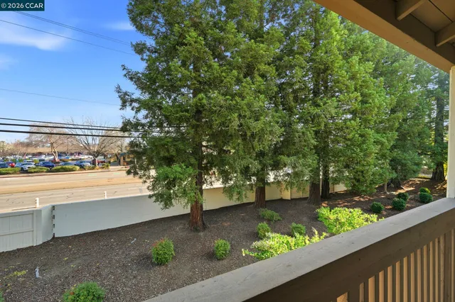 $699,000 | 1988 Pomar Way, Walnut Creek, CA 94598