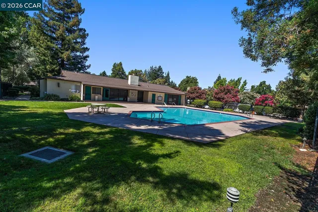 $699,000 | 1988 Pomar Way, Walnut Creek, CA 94598