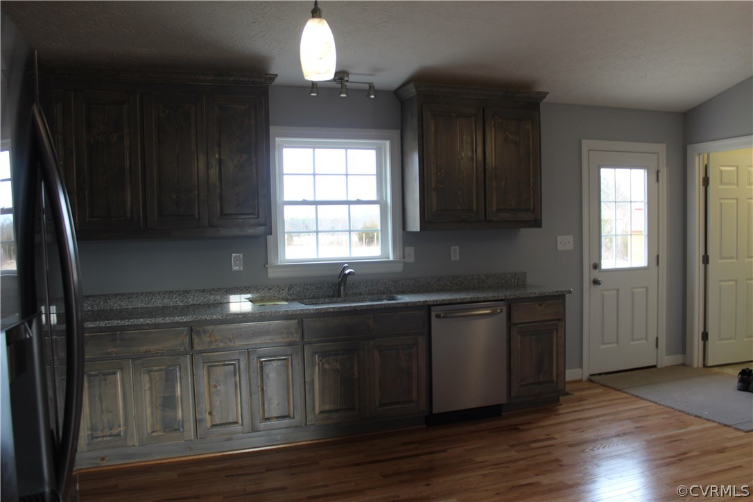 169 Sandy Point Road West Point, VA 23181 - Photo 7 of 13 Gallery Image 7