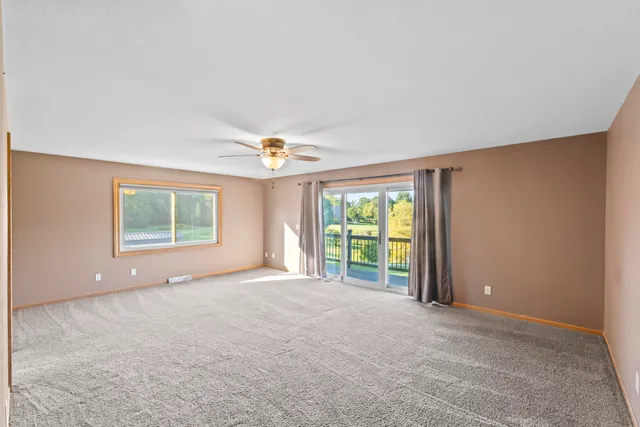 $599,000 | S40W31356 Johns Way, Genesee, WI 53189