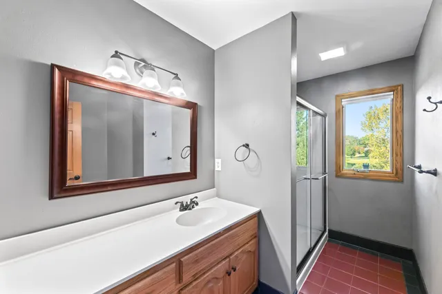 $599,000 | S40W31356 Johns Way, Genesee, WI 53189