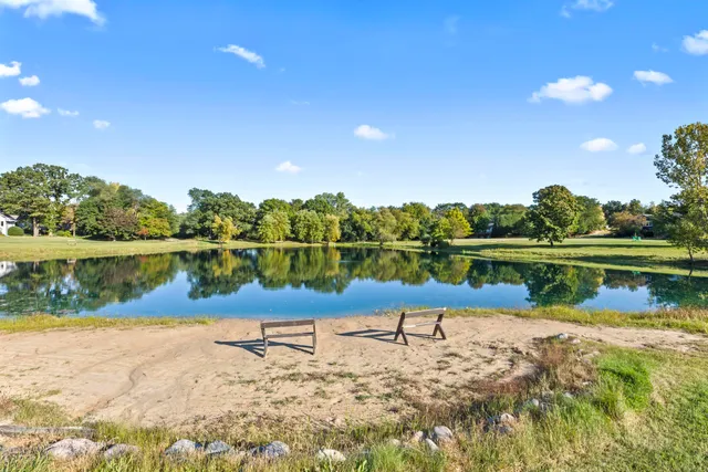 $599,000 | S40W31356 Johns Way, Genesee, WI 53189