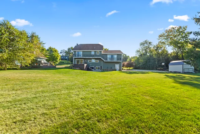 $599,000 | S40W31356 Johns Way, Genesee, WI 53189